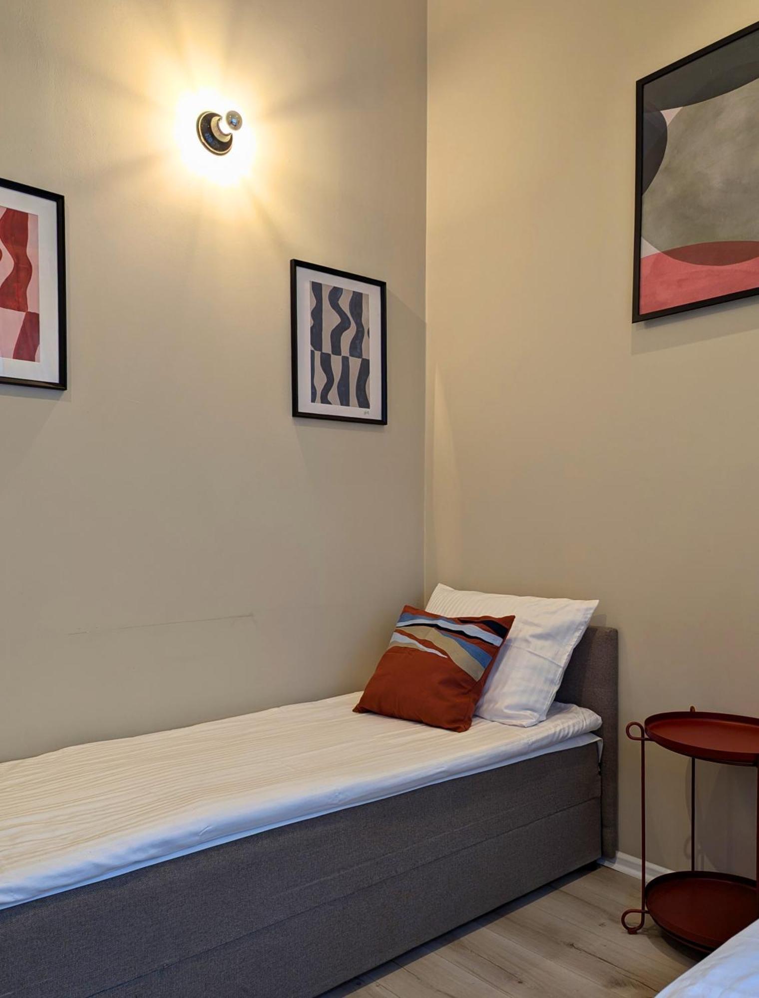 Quantum Hostel *